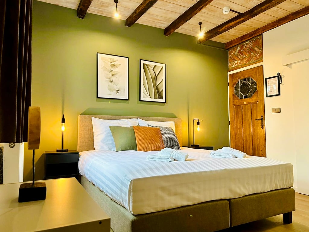 Hoogmolen Verblijf Peerdermolen Kamer B1 Bed Overzicht · Landgoed De Hoogmolen in Oudsbergen