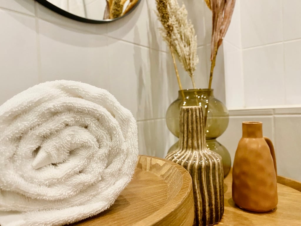 Hoogmolen Verblijf Peerdermolen Kamer B5 Badkamer Sfeer · Landgoed De Hoogmolen in Oudsbergen