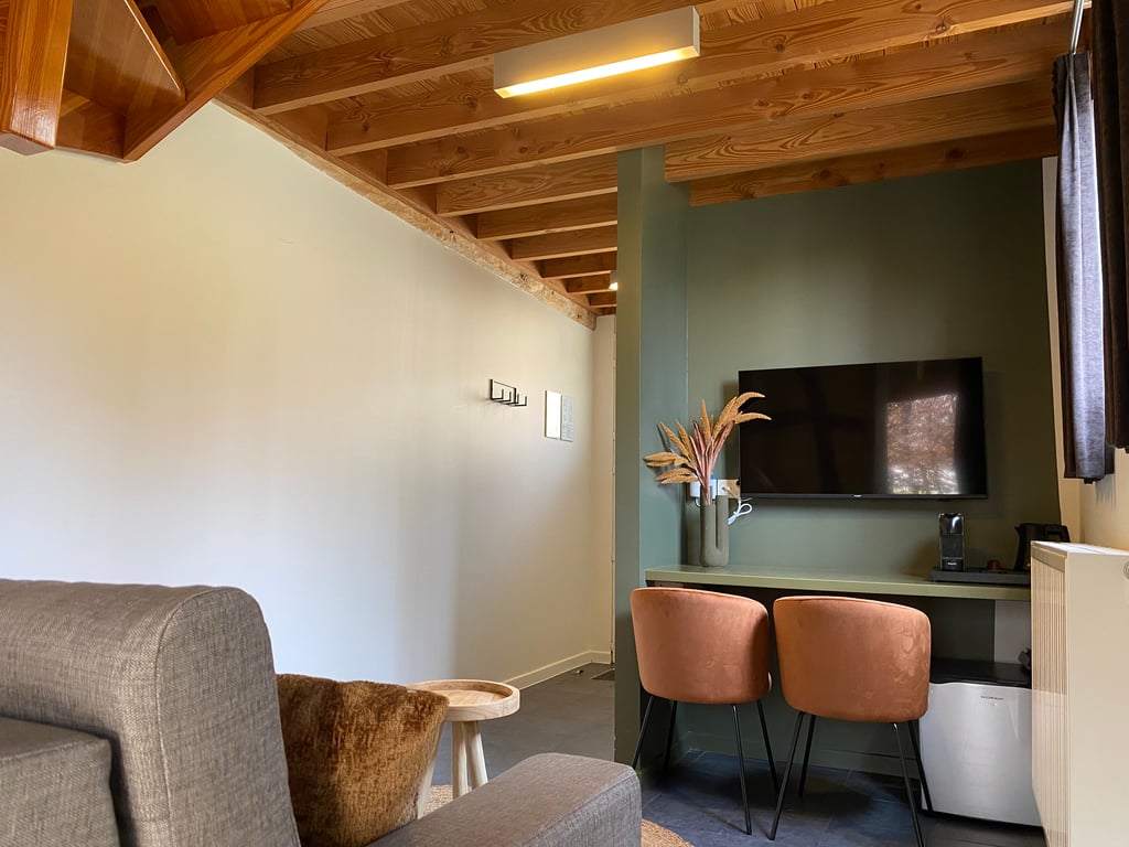 Hoogmolen Verblijf Suite A1 Woonkamer Overzicht · Landgoed De Hoogmolen in Oudsbergen