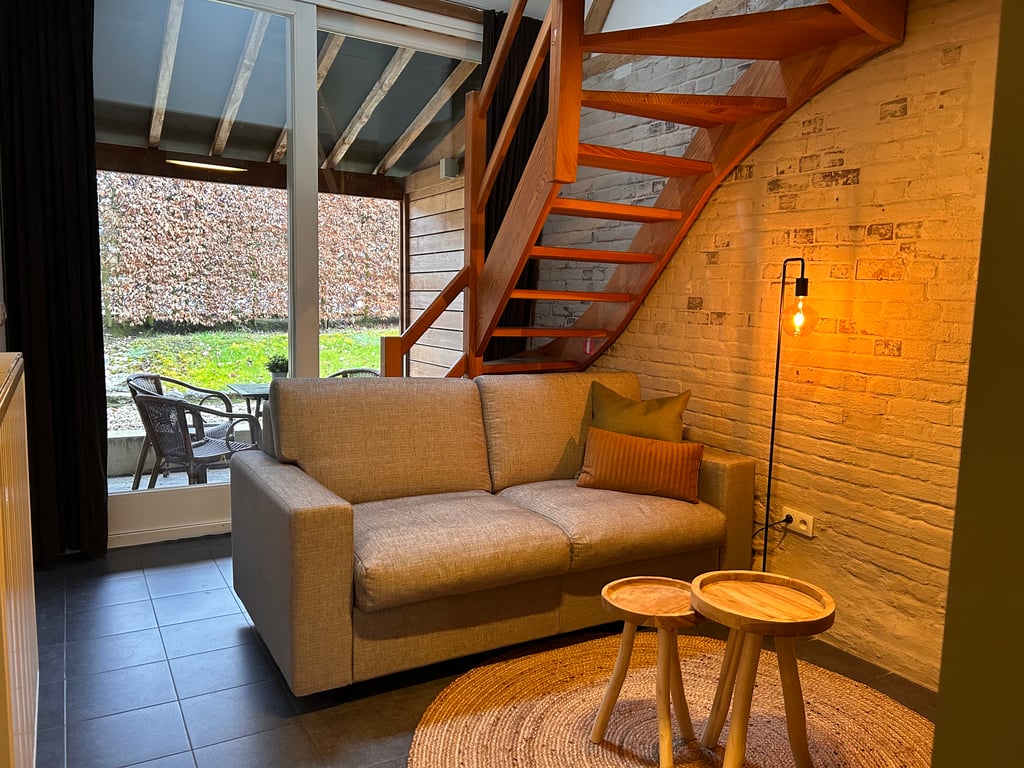 Hoogmolen Verblijf Suite A2 Terras Sfeer · Landgoed De Hoogmolen in Oudsbergen